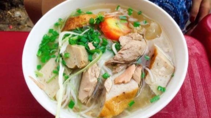 Bún chả cá Nguyên Loan Nha Trang